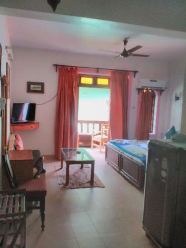 Hostal Bribon Guest House
