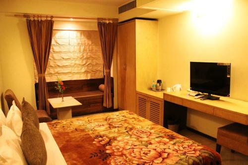 Hotel Mayur Residency
