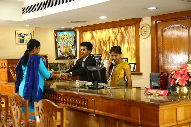 Hotel Mayura Residency