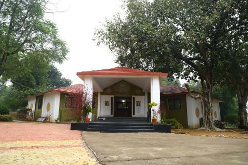 Hotel Tourist Village Khajuraho