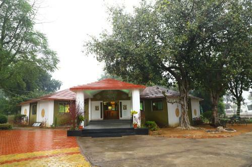 Hotel Tourist Village Khajuraho