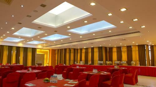 Hotel Gemini Continental, Hazratganj