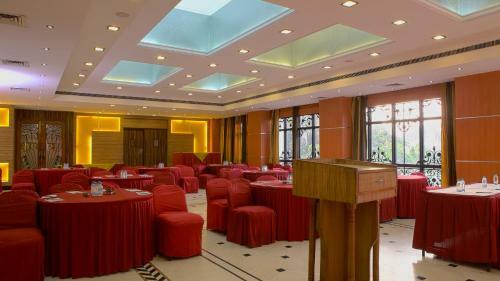Hotel Gemini Continental, Hazratganj