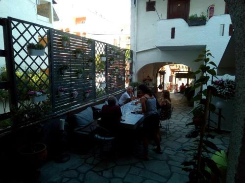 Hostal Hotel Sweet Home