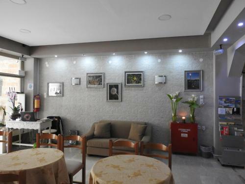 Bikakis Family Apartments