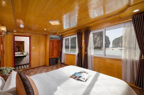 Azela Cruise