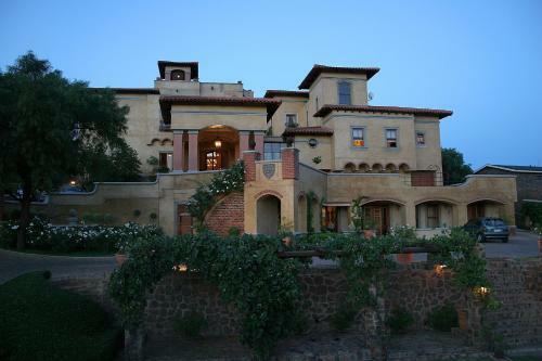 Hostal Castello Di Monte