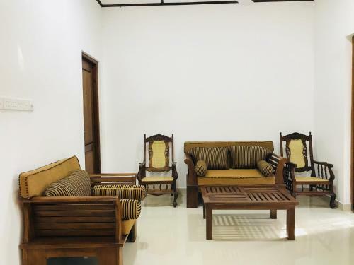 Hostal Pearl House Resort