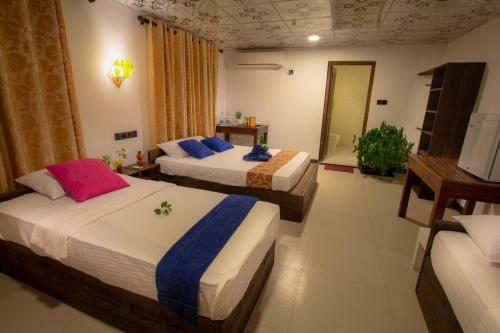 Hotel Water Edge Arugambay