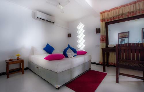 Hotel Water Edge Arugambay