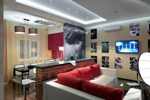 De Gaulle Boutique Hotel