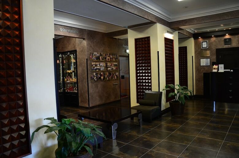 Aurora Premier Hotel