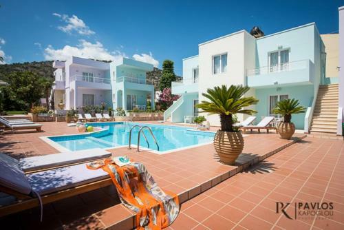 Mari Apartments