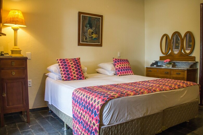 Hotel Fazenda Foz Do Marinheiro