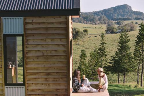 Lodge Tilba Lake Pods