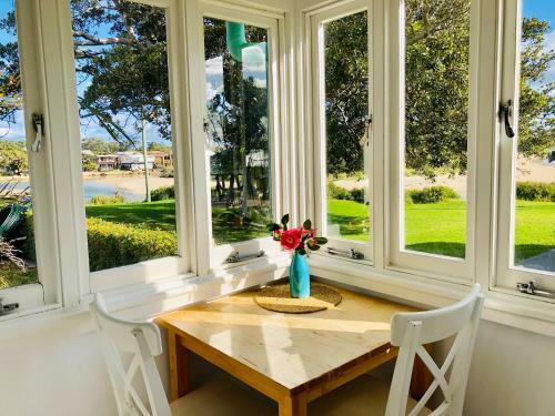 Aurora Beachfront Cottage