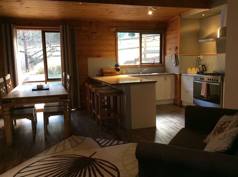 Mole Creek Cabins