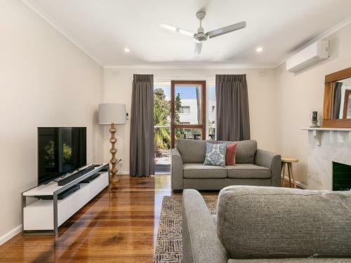 Boutique Stays ? Sandy Breeze 1