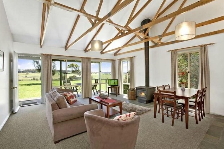Lodge Mystery Bay Cottages