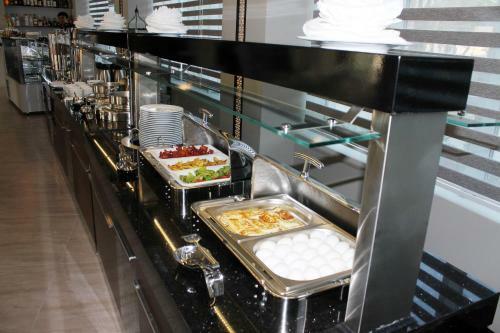 Agsaray Deluxe Hotel