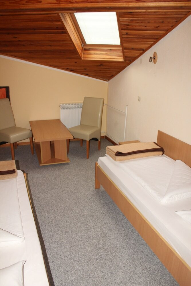 Hotel Mladost