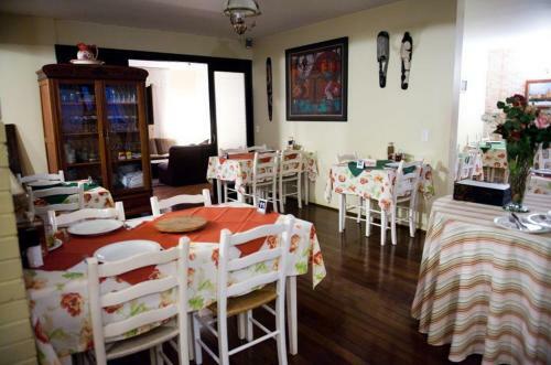 Hostal Pousada Dos Pinheirais