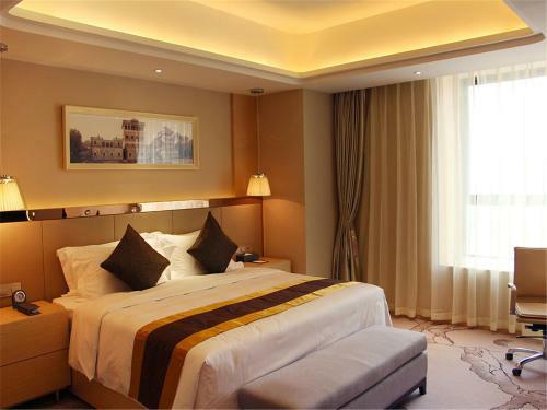 Hotel Ramada By Wyndham Enping
