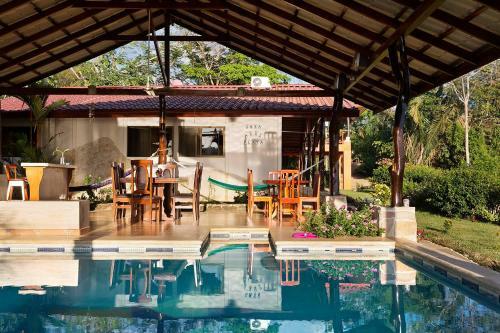 Lodge Malayka