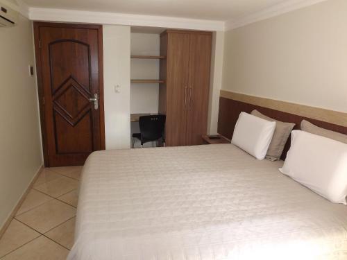 Alfa Plaza Hotel