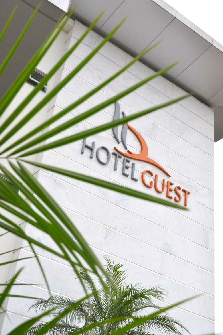 Hotel Guest