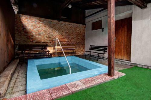 Hostal Chata Z�ti?�