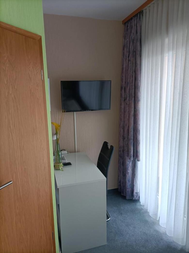 Burghof Hotel Garni