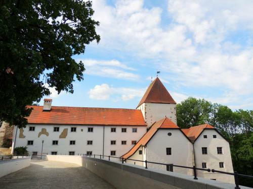 Hostal G�stehaus M�lzerei Auf Schloss Neuburg Am Inn