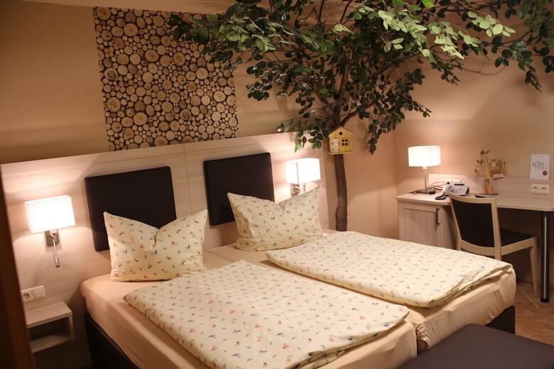 Landhotel Zum Gr�nen Baum
