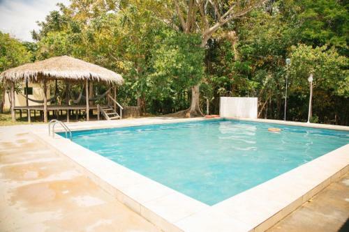 Lodge Anaconda Amazon Island