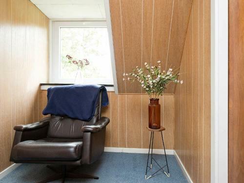 Three-bedroom Holiday Home In Nyk�bing Sj 5