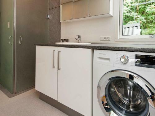 Three-bedroom Holiday Home In Sp�ttrup 8