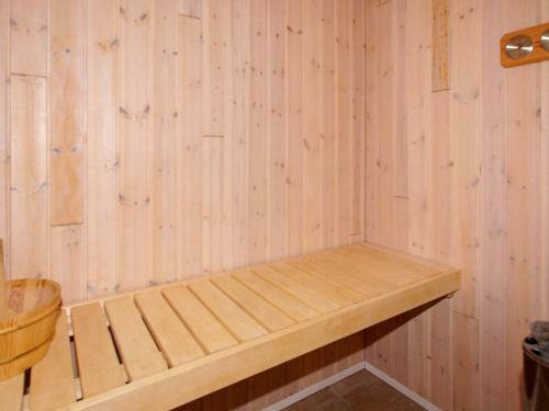 Two-bedroom Holiday Home In V�ggerl�se 38