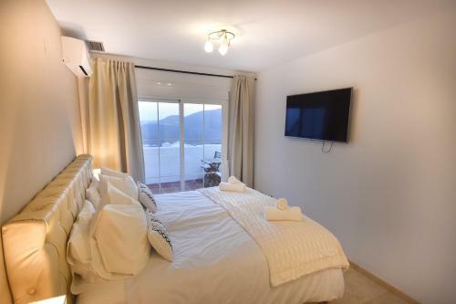 Apartamento Penthouse Balcones Del Lago Ist�n Marbella