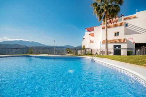Apartamento Penthouse Balcones Del Lago Ist�n Marbella