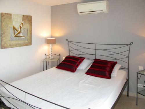 Holiday Home Capri (pog125)