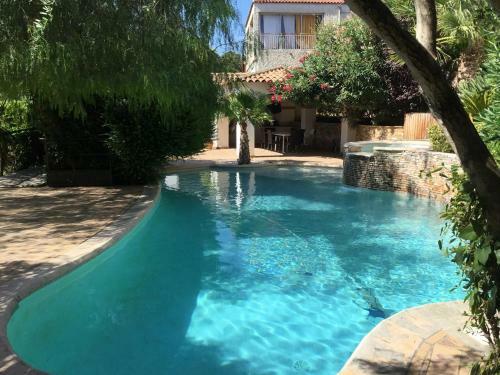 Apartamentos Les Suites Des Calanques