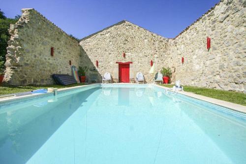 Mezin Villa Sleeps 10 Pool Wifi
