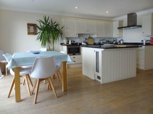Apartment 23, Bigbury-on-sea