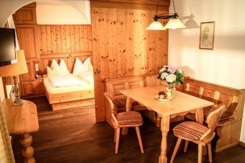 Hostal Pension Alpenrose