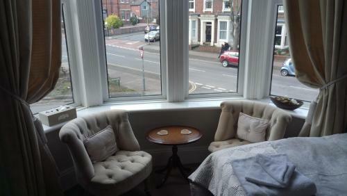 Hostal Warwick Lodge