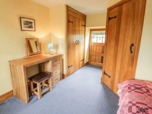 Gwrtheyrn, Dyffryn Ardudwy