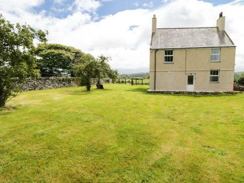 Ty Mawr, Gaerwen