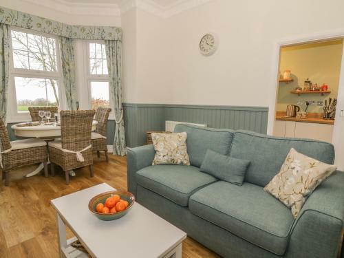 Flat 1, Cambridge Court, Frinton-on-sea