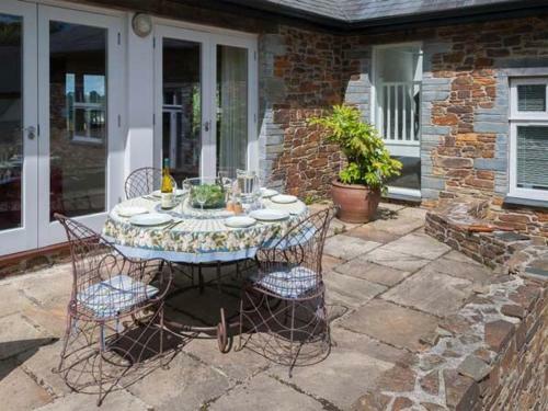 Penarvon House